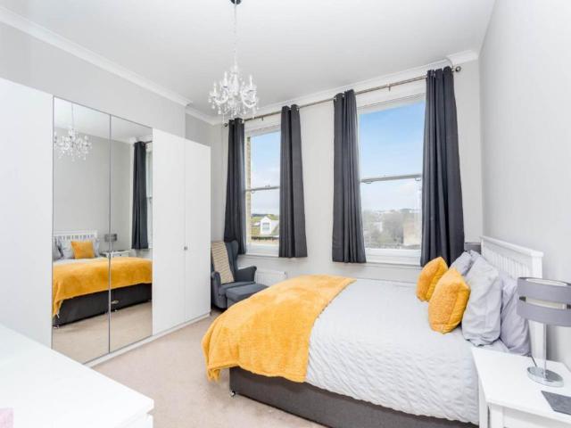 Church Road, Hove 1 bed flat to rent £1,575 pcm £363 pw
