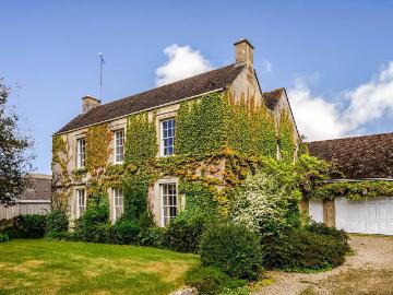 Leckhampton GL53, 5 bed detached house to rent, £3,750 pcm | PrimeLocation