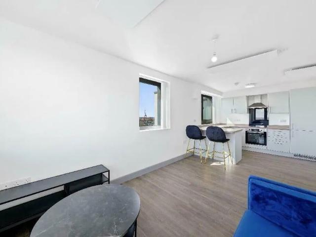 Church Road, Liverpool L22, 1 bed flat to rent, £850 pcm | PrimeLocation