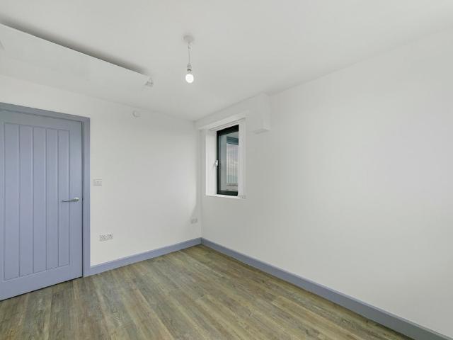 Church Road, Liverpool L22, 3 bed flat to rent, £1,095 pcm | PrimeLocation