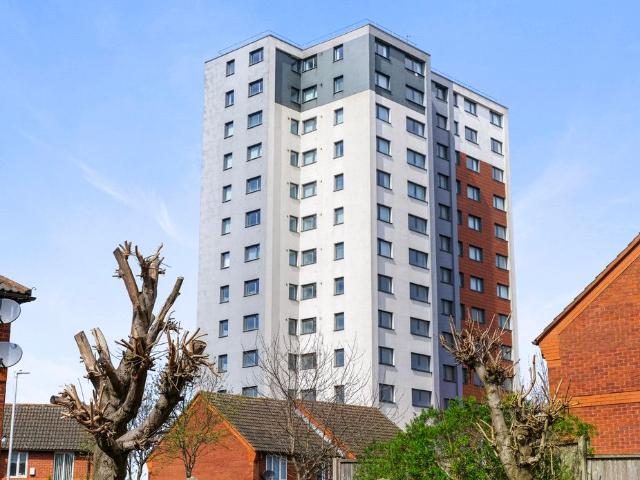 Church Road, Liverpool L22, 3 bed flat to rent, £995 pcm | PrimeLocation