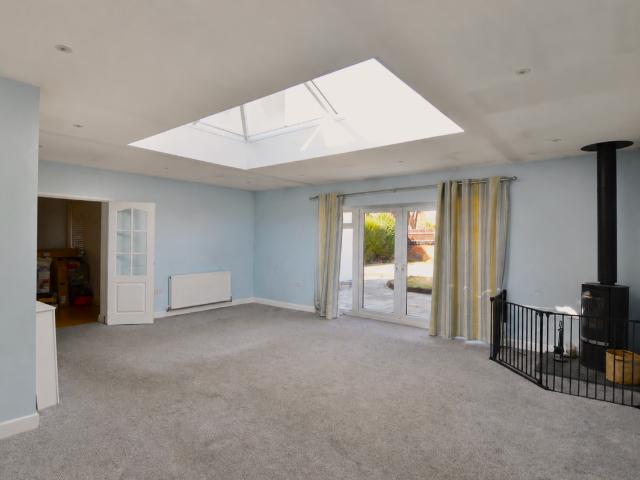 Church Road, Nuneaton CV10, 3 bed terraced house to rent, £1,200 pcm | PrimeLocation