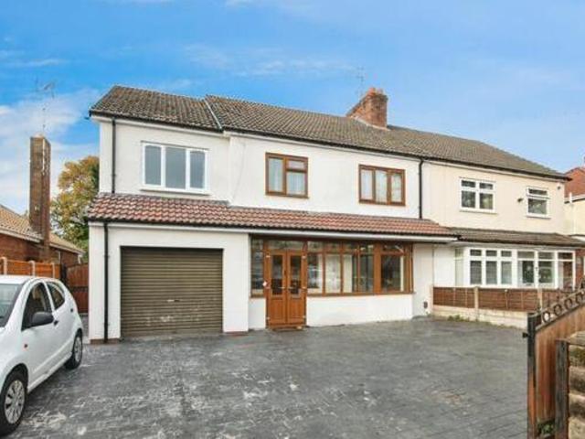 Church Road, Oxley, 5 Bedroom Semi detached