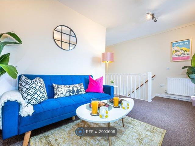 Church Road, Redfield, Bristol BS5, 2 bed flat to rent, £1,595 pcm | PrimeLocation
