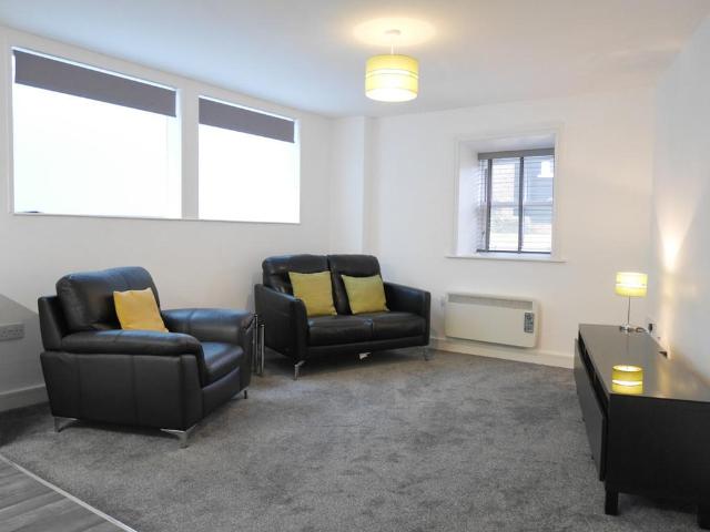 Church Walk, Cumbria LA12 1 bed apartment to rent £750 pcm £173 pw