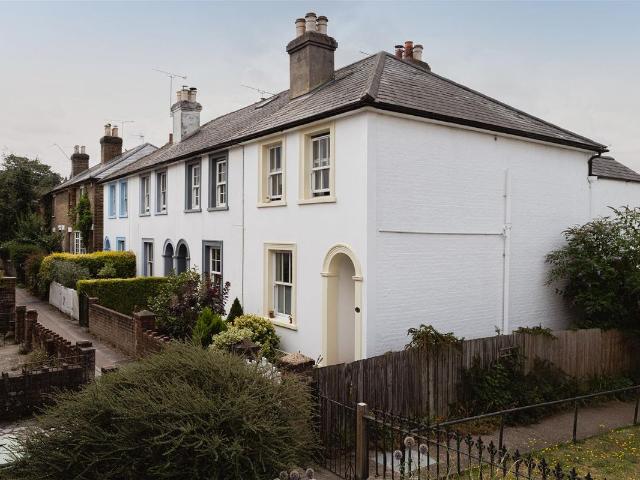 Church Walk, Leatherhead KT22, 4 bed end terrace house to rent, £3,000 pcm | PrimeLocation