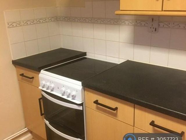 Churchdown, Gloucester, GL3 1 bed flat to rent £725 pcm £167 pw