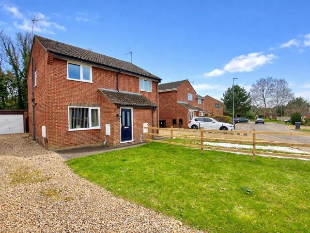Churchfield Court, Peterborough 2 bed semi detached house to rent £1,150 pcm £265 pw