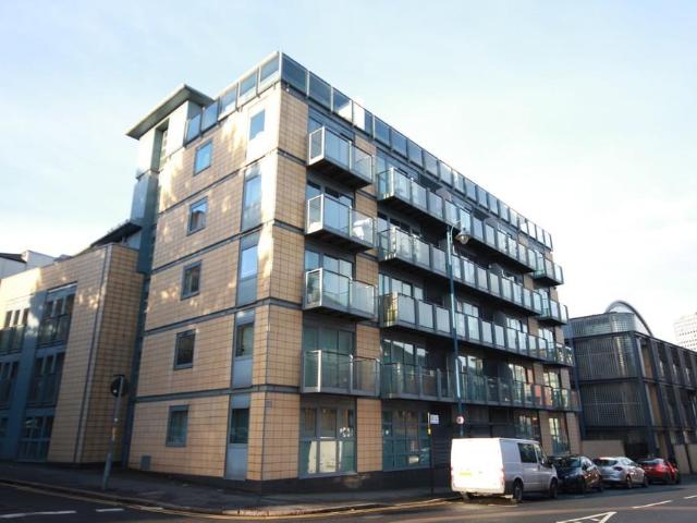 Churchgate Plaza, Holliday Street. Studio to rent £800 pcm £185 pw