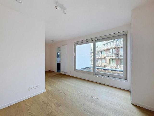 Churchill: Stunning new duplex penthouse + terrace