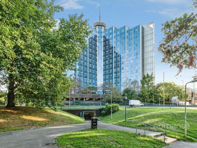Churchill Place, Churchill Way, Basingstoke RG21, 1 bed flat to rent, £1,200 pcm | PrimeLocation