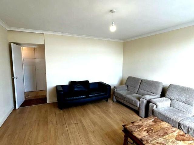 Churchill Place, Harrow HA1, 2 bed flat to rent, £1,850 pcm | PrimeLocation