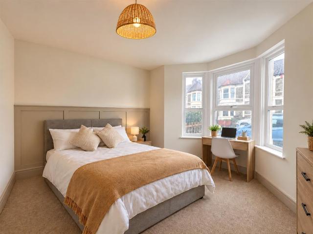 Churchill Road, Bristol BS4, 7 bed shared accommodation to rent, £825 pcm | PrimeLocation