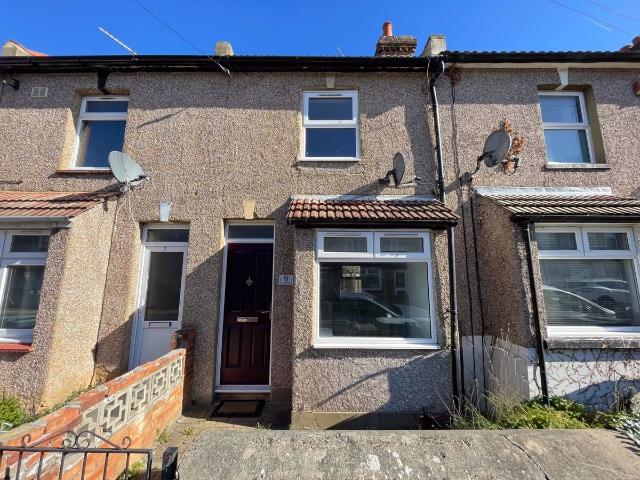 Churchill Road, Gravesend, Kent DA11, 2 bed terraced house to rent, £1,400 pcm | PrimeLocation