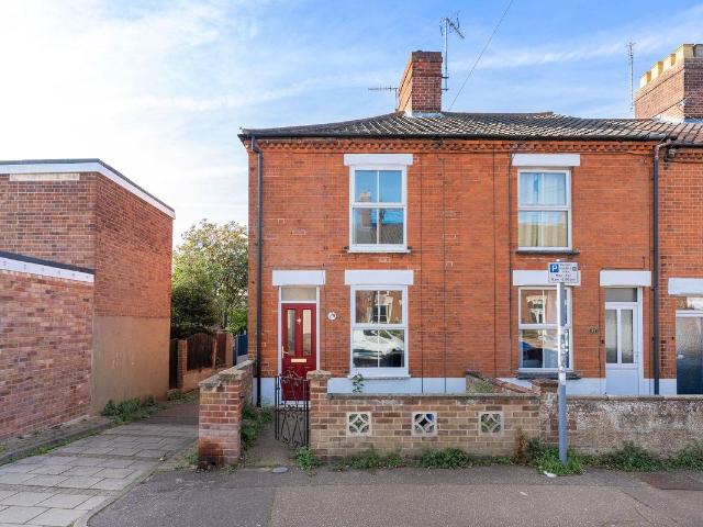 Churchill Road, Norwich NR3, 2 bed terraced house to rent, £1,250 pcm | PrimeLocation