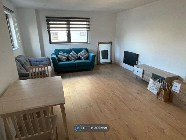Churchill Way, Cardiff CF10, 2 bed flat to rent, £1,350 pcm | PrimeLocation