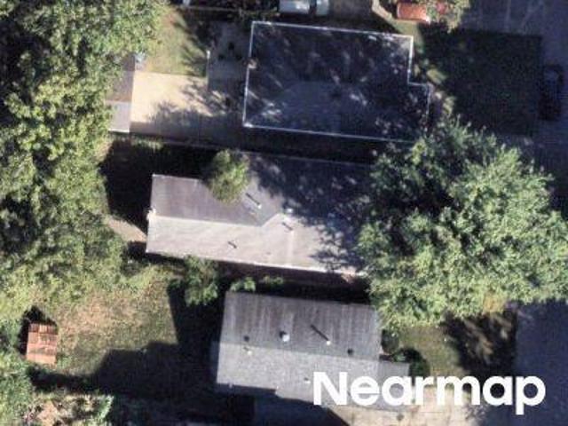 Churchman Ave