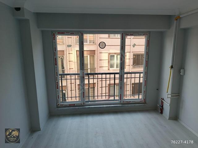 CİHAN EMLAK TAN SATILIK BANDIRMA PAŞAMESCİT MH. DE SIFIR ARA KAT 1+1 DAİRE