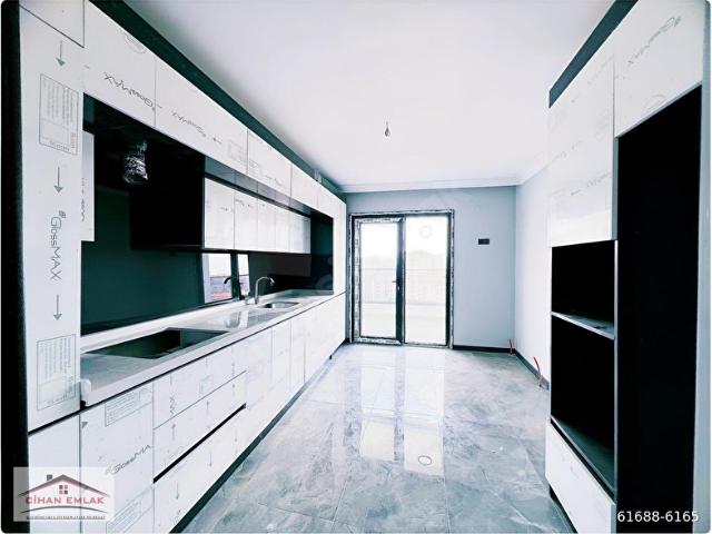 CİHANDAN BURÇ KIZILCAHAMAM VE PİRİ CADDELERİ YAKINI SATLIK 3+1