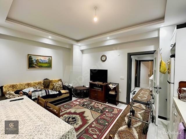 CİHANGİR MAH. METROBÜS DİBİ SIFIR 2+1 BAHÇE KATI SATILIK DAİRE