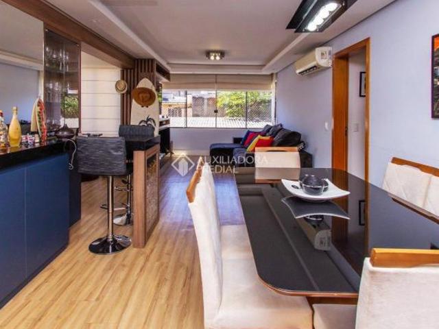 CINCO VAGAS DE GARAGEM. SUITE. CHURRASQUEIRA. 97 M²