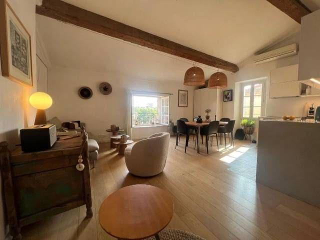 Cinq pièces de 120m² avec roof top et dressing
