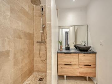 Cicek 3 bedrooms and balcony in Beaugrenelle