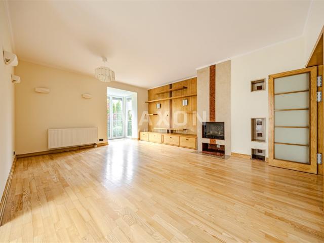 Cichy, dwupoziomowy apartament Ursynów