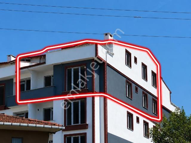 Cide Çarşı Merkezde Muhteşem Satılık Dublxs Daire