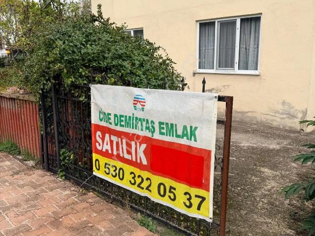 Cide Demirtaş Emlaktan Satılık 2 Katlı 3+1 Müstakil Ev