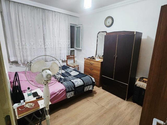 Ciftlik Mahallesinde İci Temiz Bahce Kat Satılık Daire