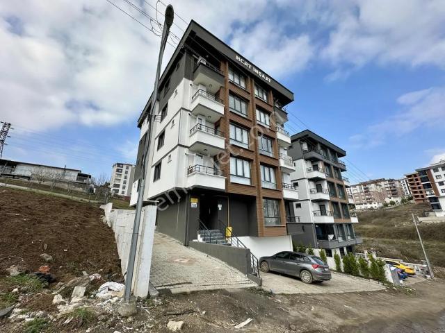 Cihan Çaylan'dan Kiralık Eşyalı 1+1