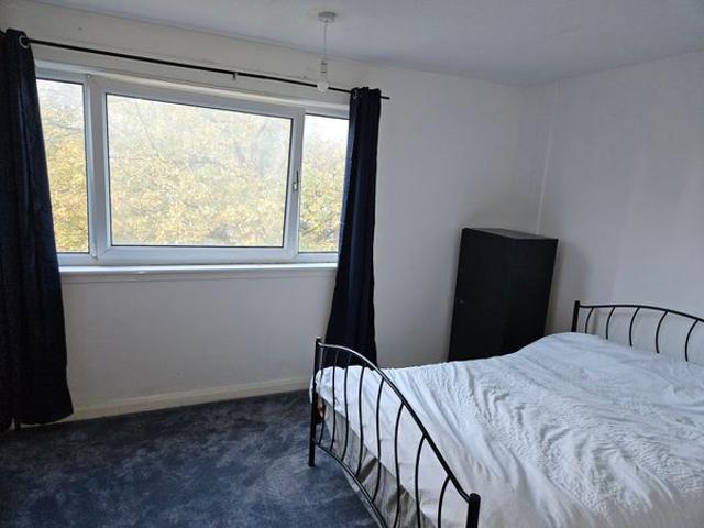 Cihan Has an Apartment