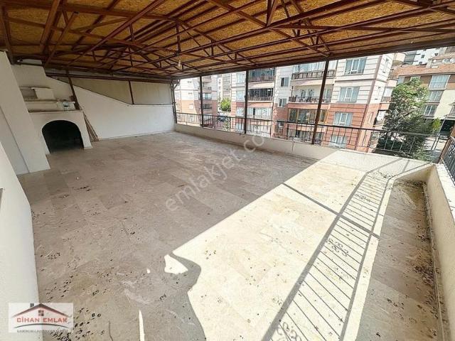 Cihandan Barıştepe Mah Erolkaya Cad Paralel Kapalı Teras 5+1