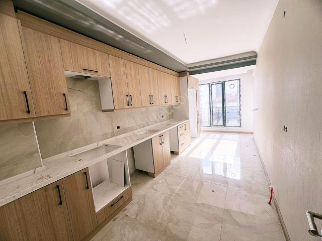 Cihandan Yenimahalle Kalaballı Ve Demirdağ Cadde Yakını Sıfır Satlık 3+1