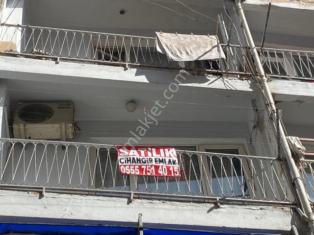 Cihangir Emlaktan Şahabettinpaşada Satılık Arakat Daire