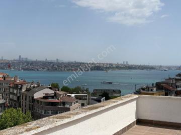 Cihangir Pürtelaşta Deniz Manzaralı Teraslı Geniş 2+1