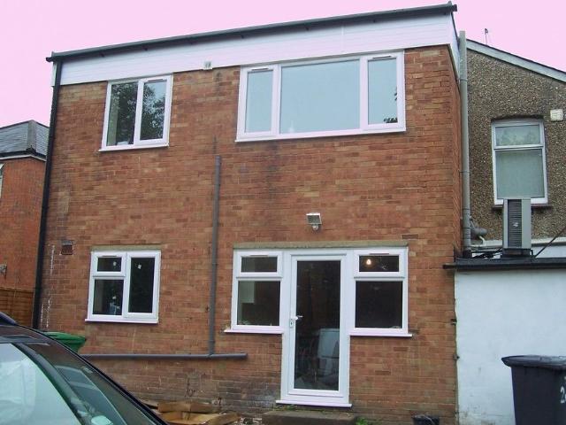 Cippenham Lane, Cippenham, Berkshire SL1, 1 bed flat to rent, £950 pcm | PrimeLocation