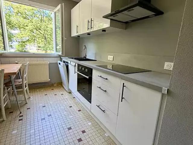 Ciry le Noble 71420 Location appartement 4 pièces t4