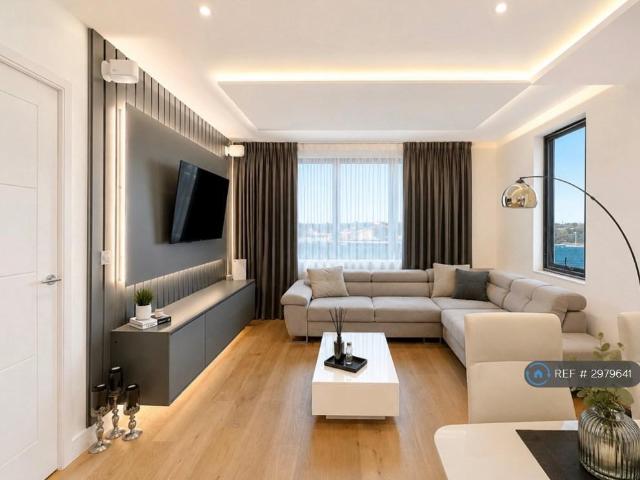 Circa Apartments, Hayes, UB3 2 bed flat to rent £3,000 pcm £692 pw