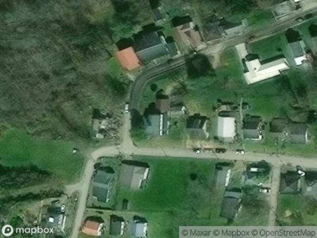 Circle Ave