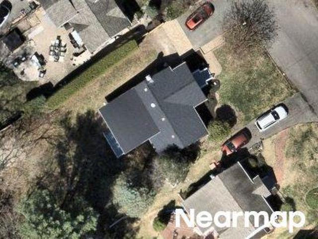 Circle Dr