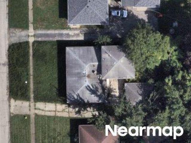 Circle Dr