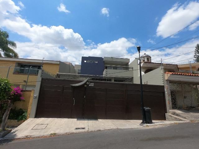 CIRCUITO MADRIGAL, VILLAS UNIVERSIDAD ZAPOPAN