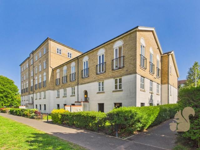 Circular Road South, Colchester CO2, 2 bed flat to rent, £1,300 pcm | PrimeLocation