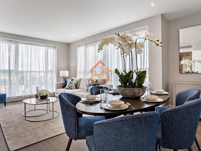 Circus Apartments, 39 Westferry. 2 bed flat to rent £3,935 pcm £908 pw