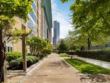 Circus Apartments, Canary Wharf, London E14 | Residential Land