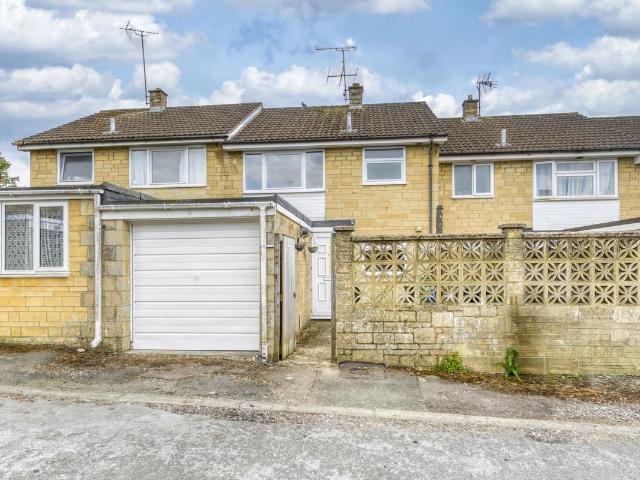 Cirencester, Gloucestershire GL7, 3 bed semi detached house to rent, £1,500 pcm | PrimeLocation