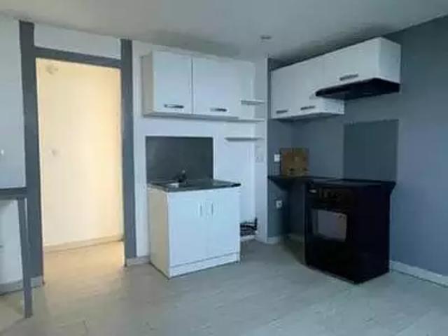 Cires lès Mello 60660 Location appartement 2 pièces t2 au dernier étage
