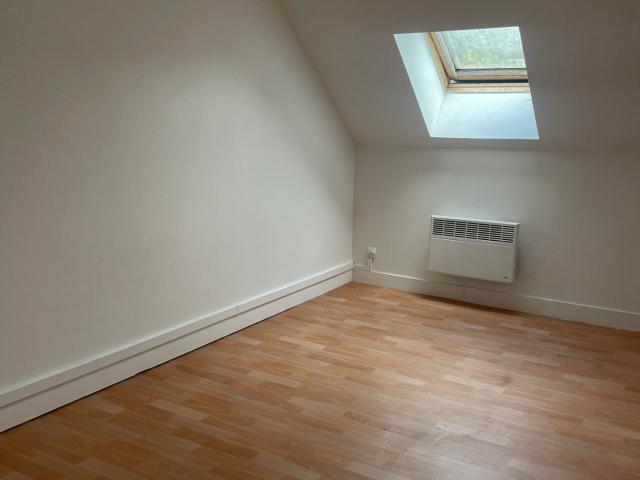 Cires lès mello centre appartement t4